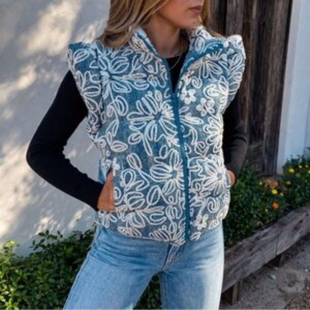 NWTs Floral Zip Front Denim/White Vest